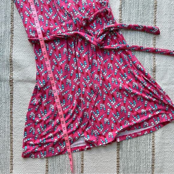 Lilly Pulitzer Arian Lipstick Print Short Sleeve Wrap Mini Dress Women’s Size XS - Picture 5 of 9